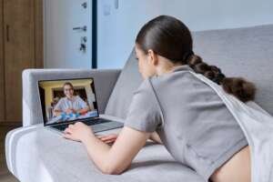 young-female-on-online-therapy-session-with-psycho-2023-05-17-02-28-03-utc-min.jpg